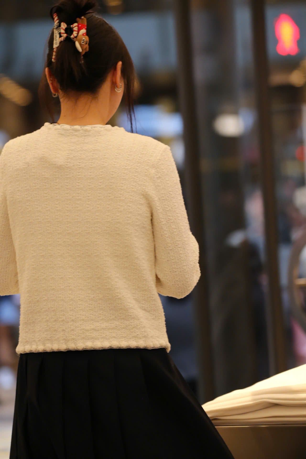  Áo CDG trắng viền 2 túi trước 