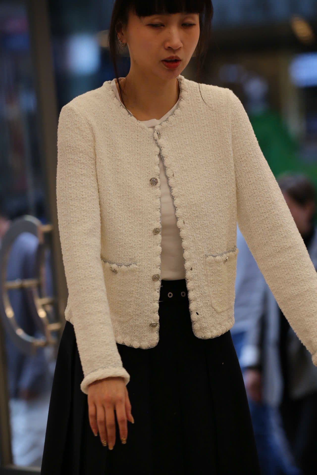  Áo CDG trắng viền 2 túi trước 