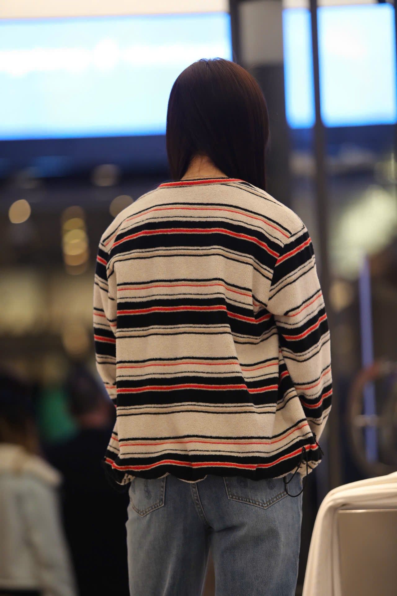  Áo khoác kẻ đỏ đen có mũ 