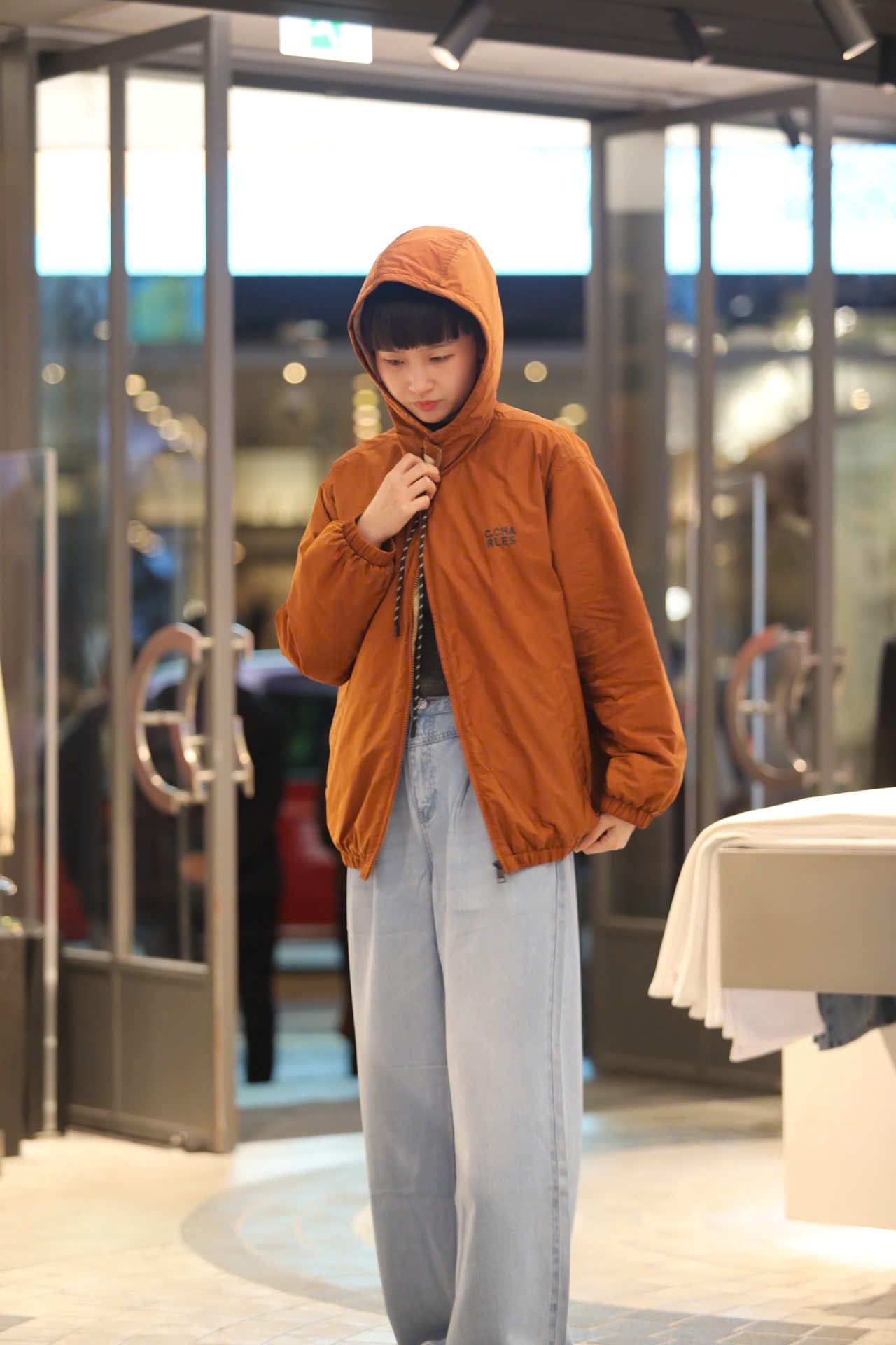  Áo khoác gió nâu 