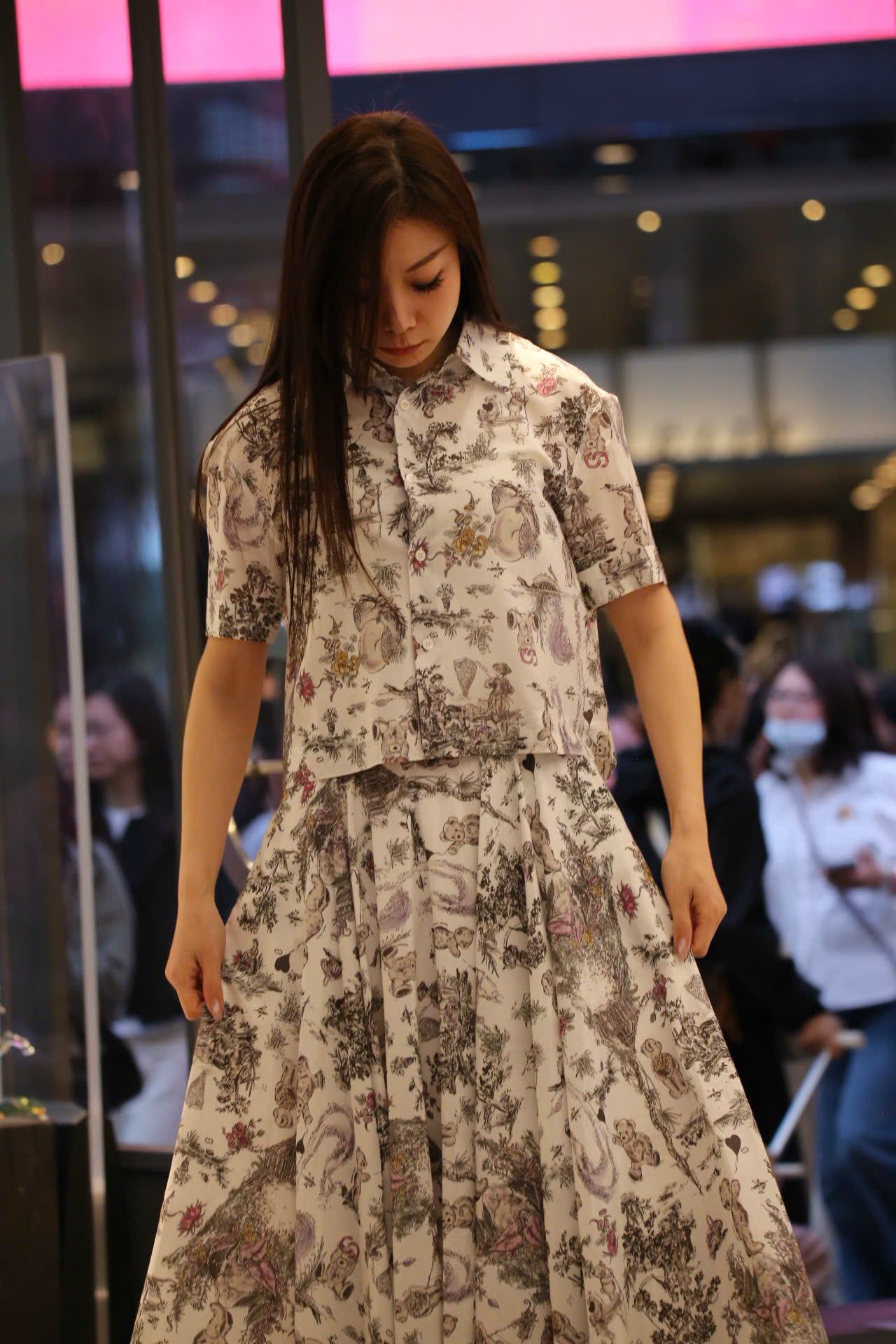  Áo sơ mi ngắn tay họa tiết ( sét) 