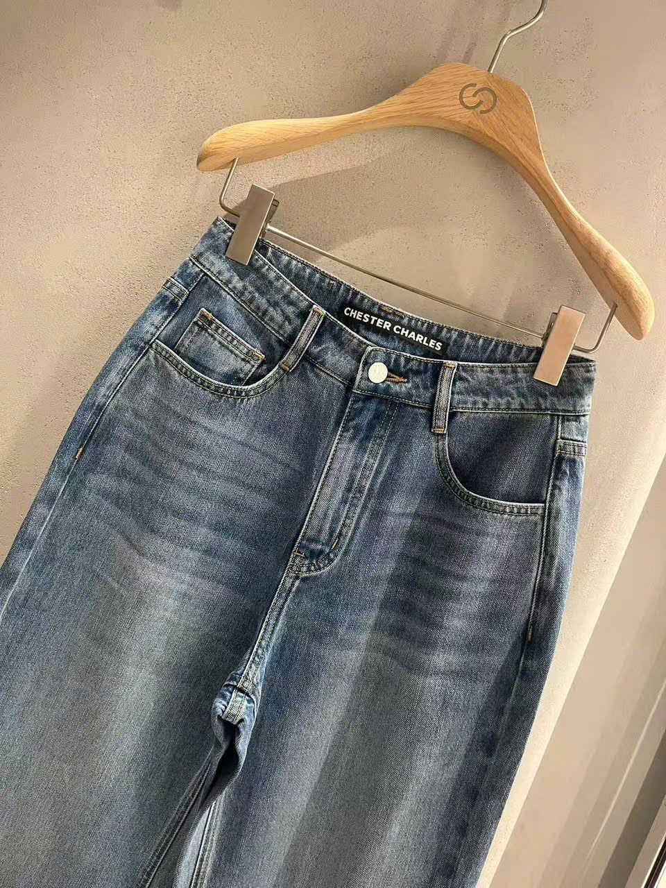  Quần jean xanh túi sau có nơ 