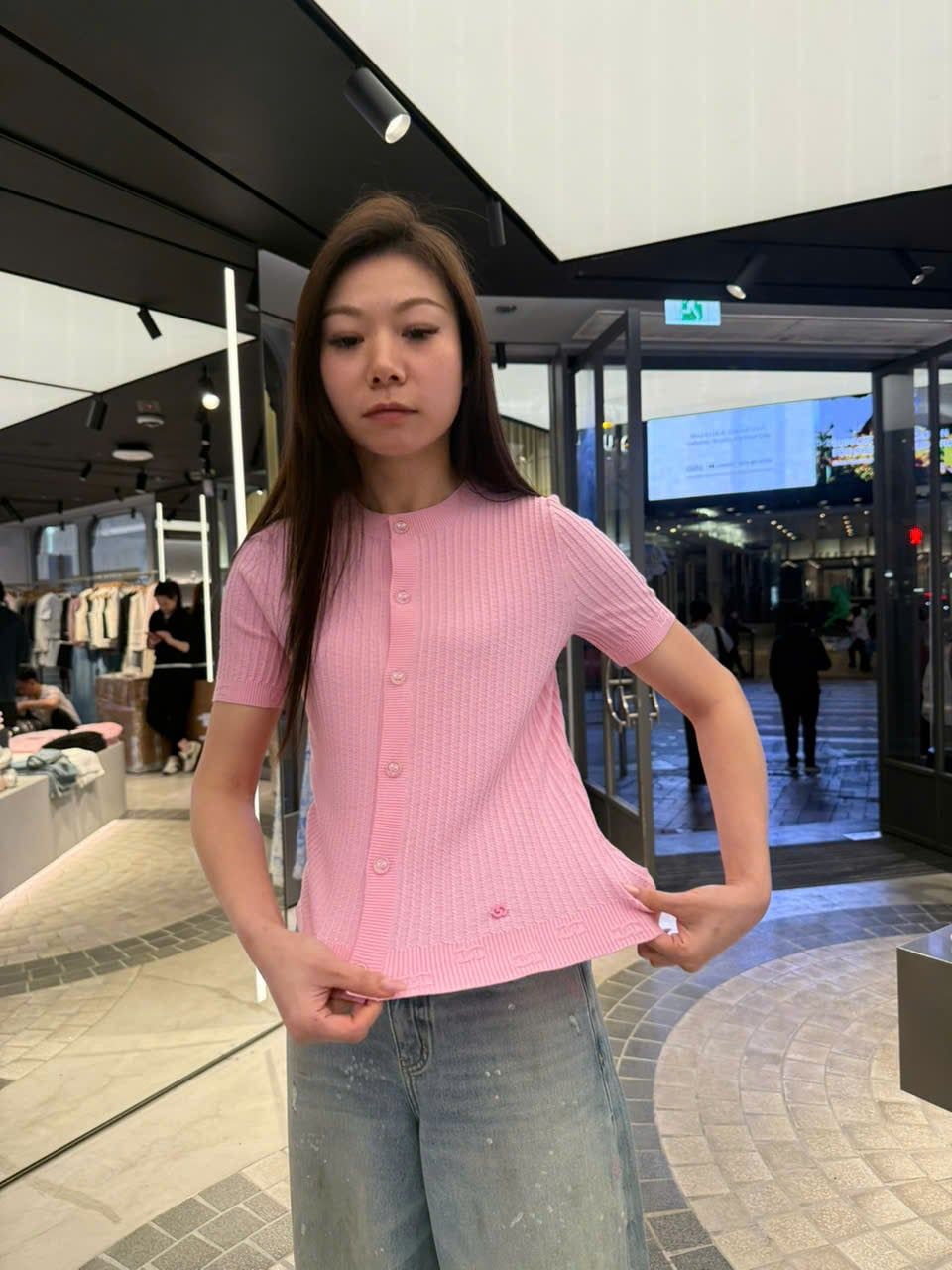  Áo CDG hồng ngắn tay gấu bo logo 