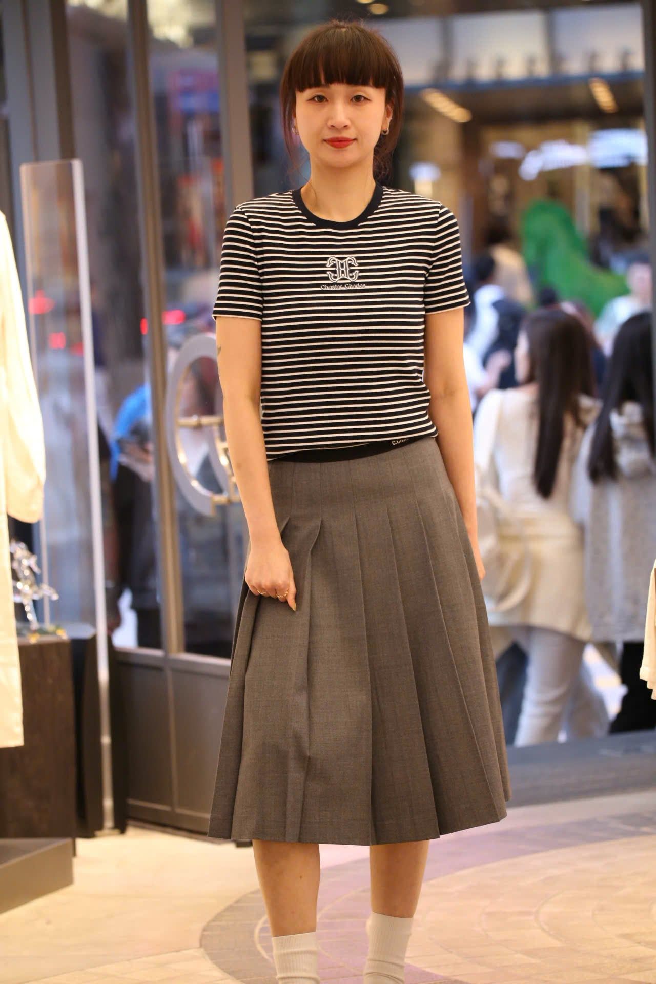  Chân váy dài xếp ly xám đai đen 