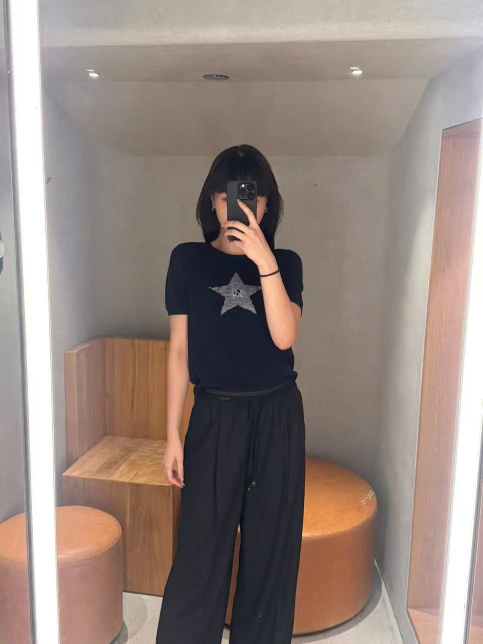  Quần vải đen cạp chun kẻ kim tuyến 