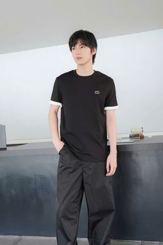  1.Áo phông Nam CC đen, tay viền trắng 