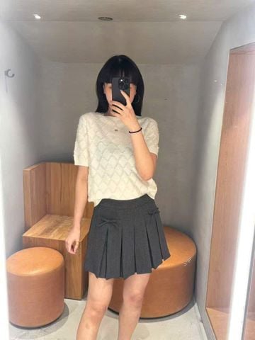  1.Chân váy ngắn xám 2 nơ 