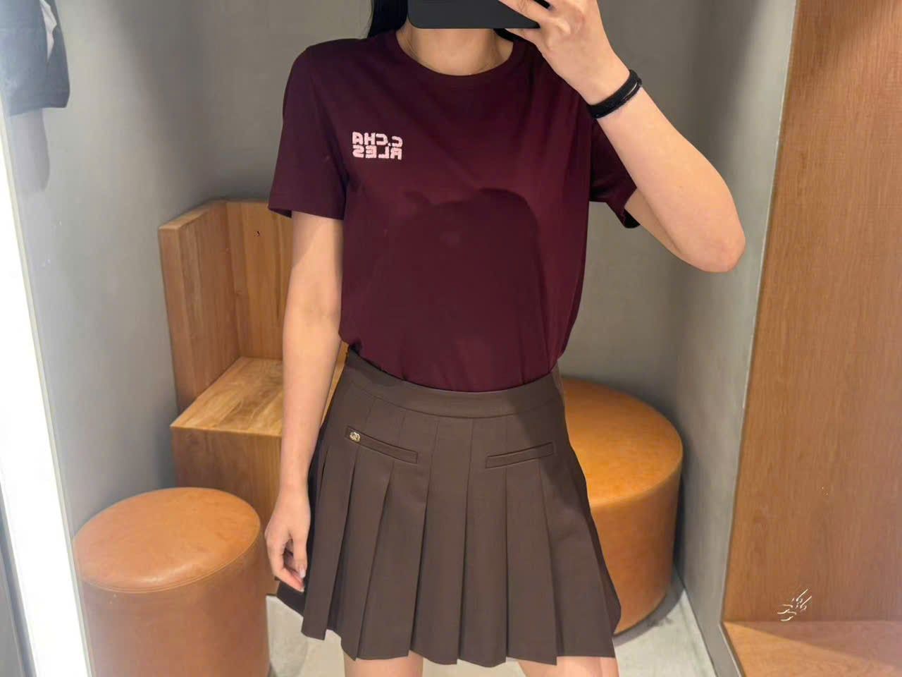  Áo phông đỏ đun, chữ CC new26 