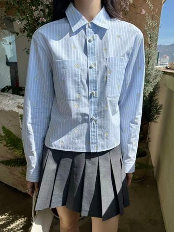  1.Áo sơ mi xanh hoa vàng 