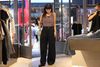  Áo tanktop kẻ đỏ đen 