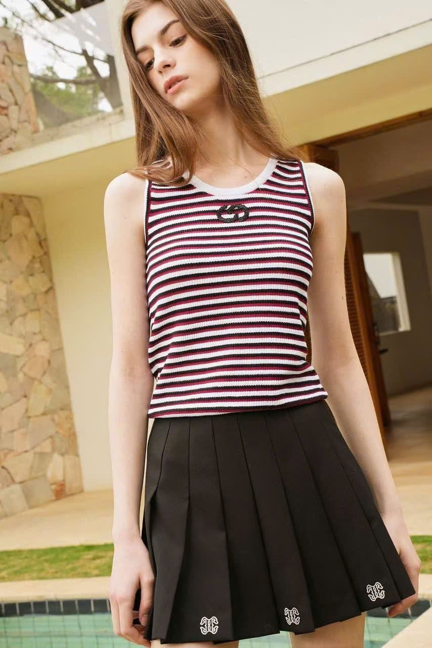  Áo tanktop kẻ đỏ đen 