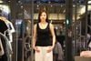  Áo tanktop đen viền trắng ziczac 