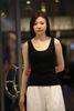  Áo tanktop đen viền trắng ziczac 