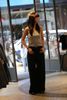  Áo tanktop xám sọc gân, chữ ngực 