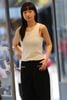  Áo tanktop trắng vải dập nổi hoa 