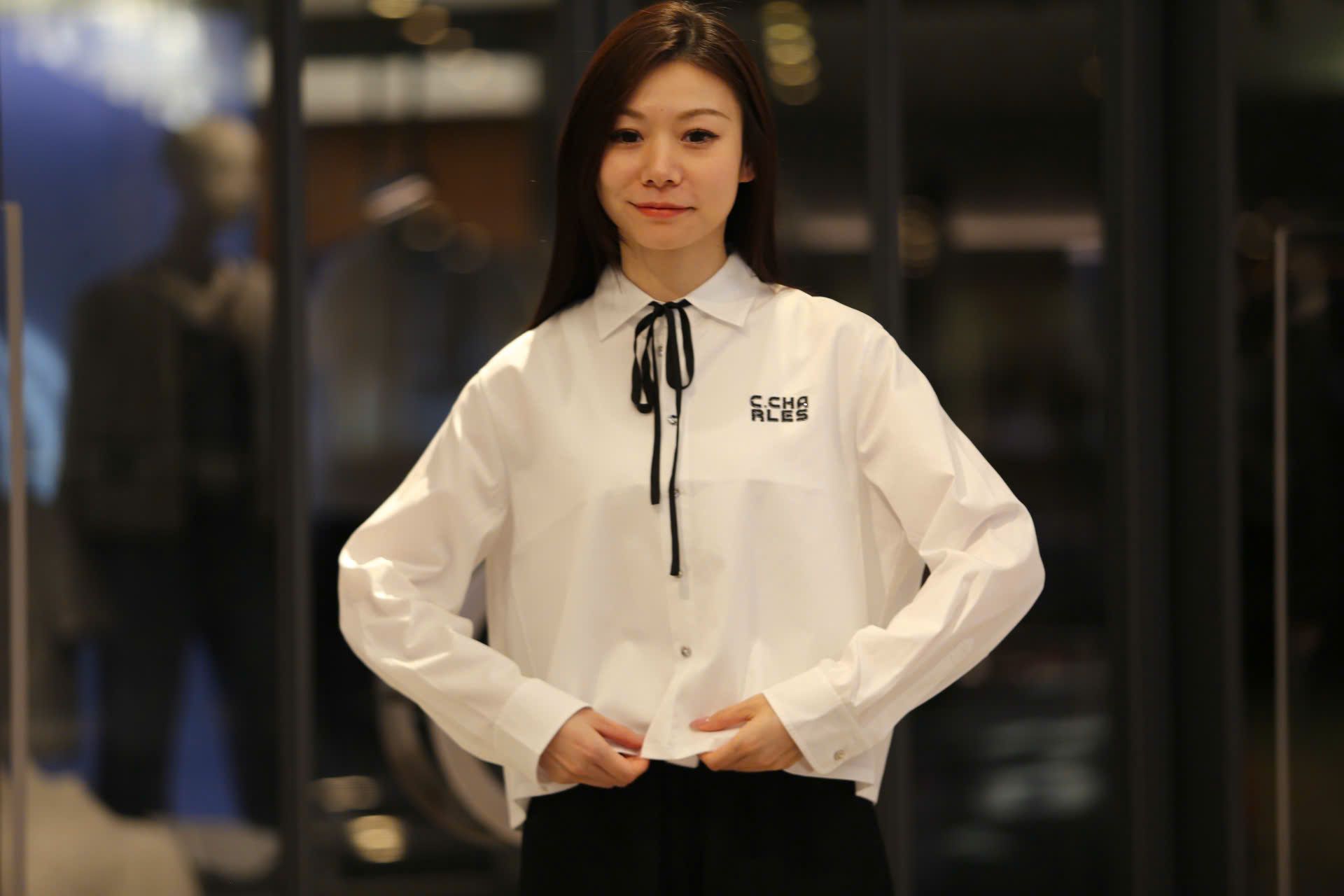  Áo sơ mi trắng kèm dây nơ 