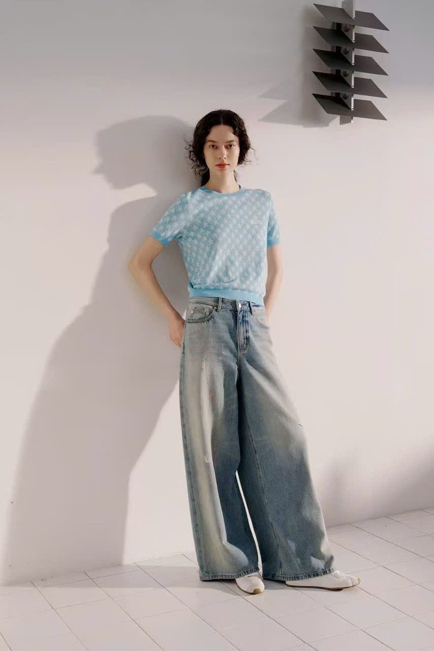  Áo ngắn tay xanh pastel họa tiết sao 