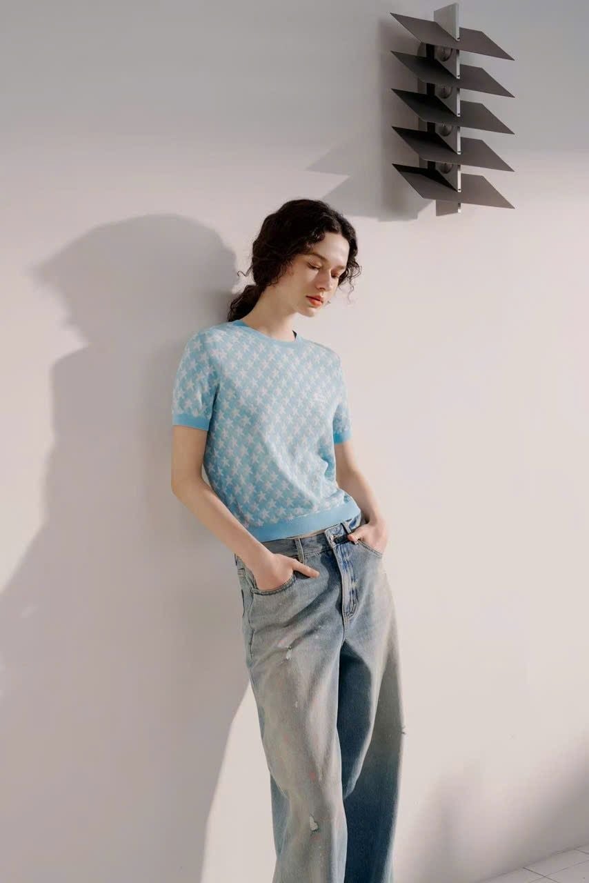  Áo ngắn tay xanh pastel họa tiết sao 