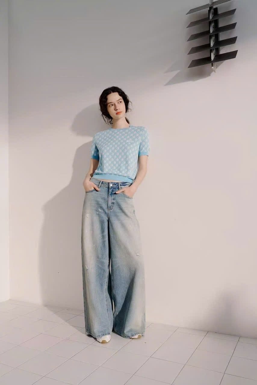  Áo ngắn tay xanh pastel họa tiết sao 