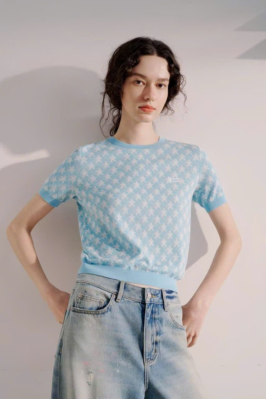  Áo ngắn tay xanh pastel họa tiết sao 