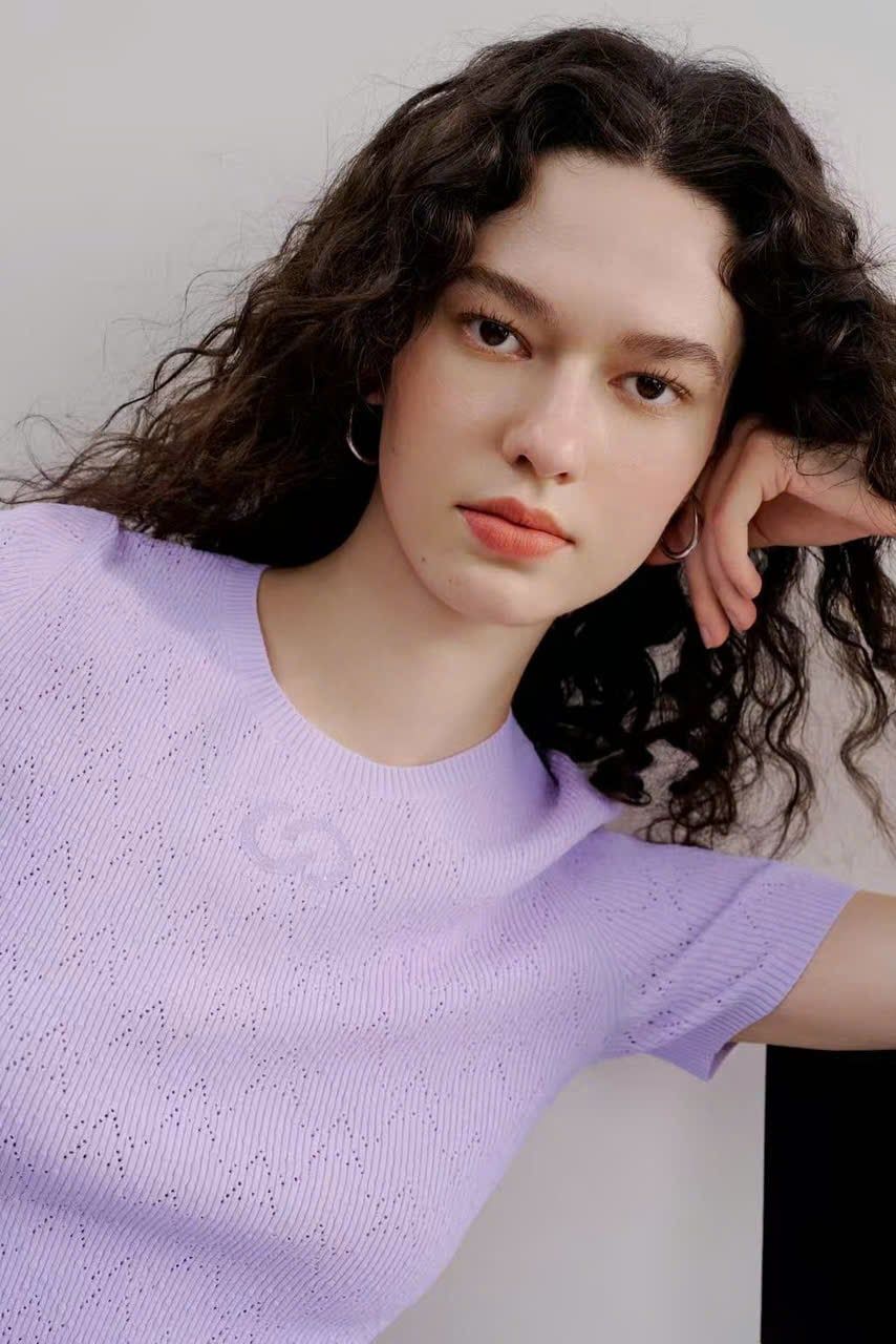  Áo ngắn tay tím pastel 