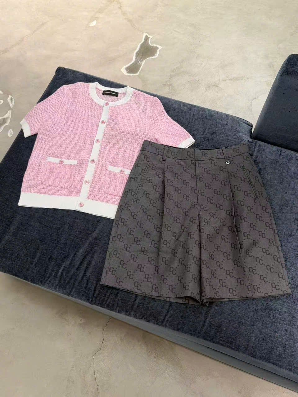  Áo CDG hồng ngắn tay viền trắng 