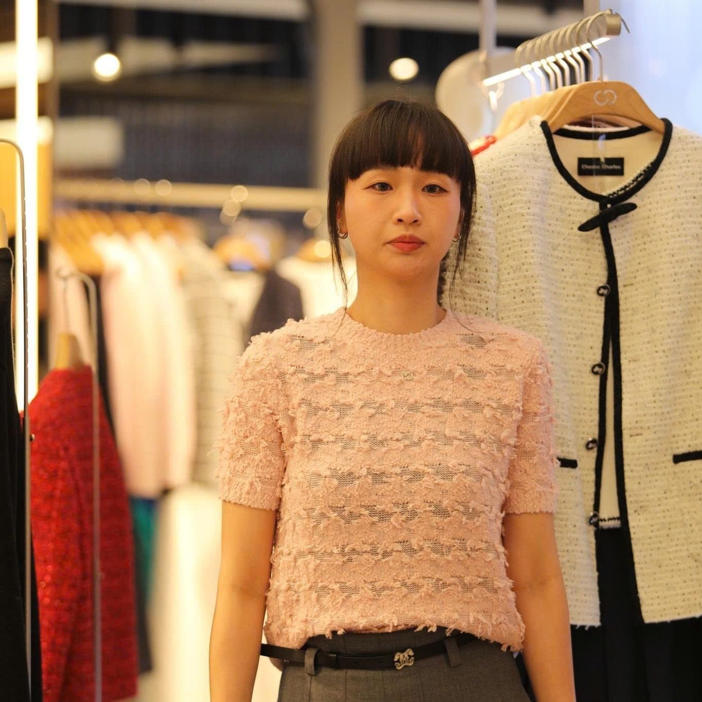  Áo hồng xù ngắn tay 
