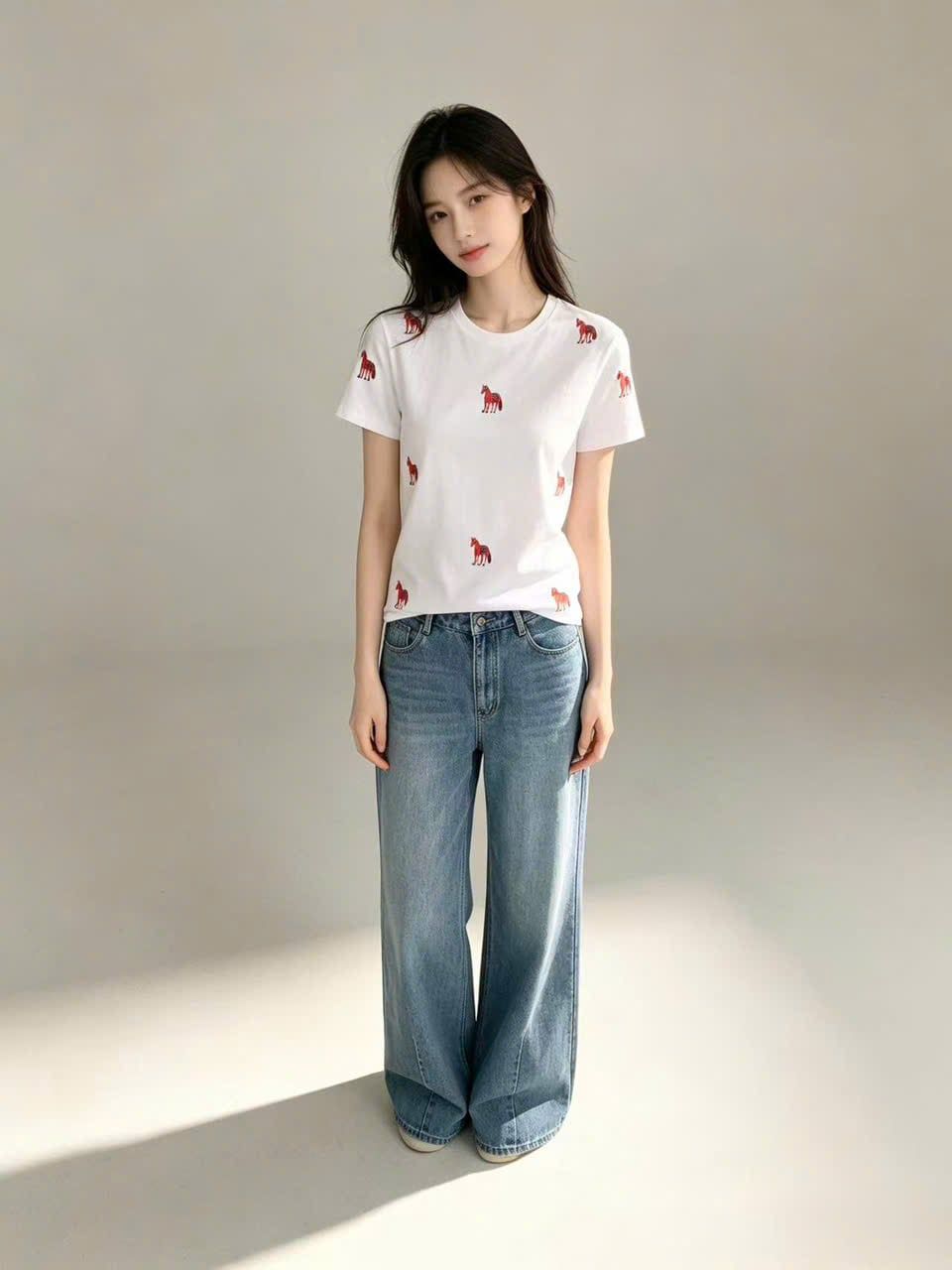  Áo phông trắng chú ngựa đỏ 