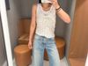  Áo tanktop trắng Logo và hoa 