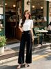  Áo Trắng ngắn tay Logo Hồng ở ngực 