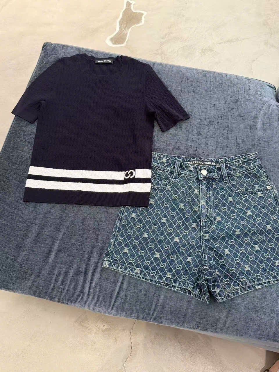  Quần sóc  Jean xanh full logo gấu 