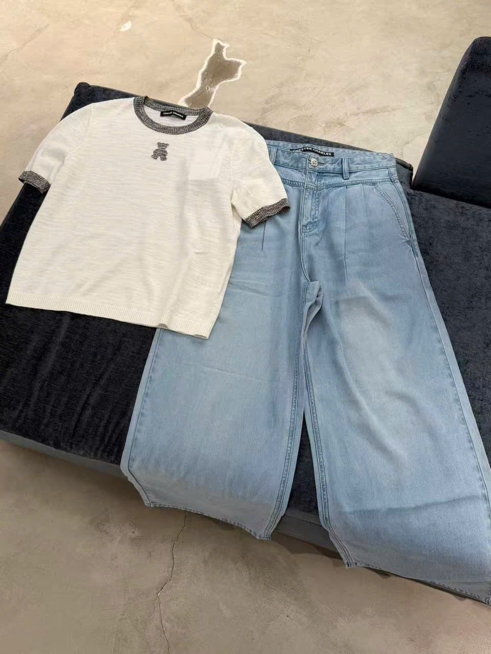  Quần jean giấy xanh logo tròn túi sau 
