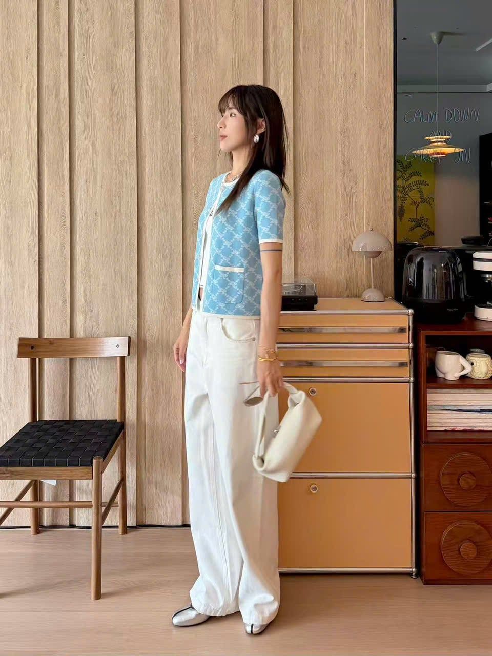  Áo CDG xanh full logo nơ trắng 
