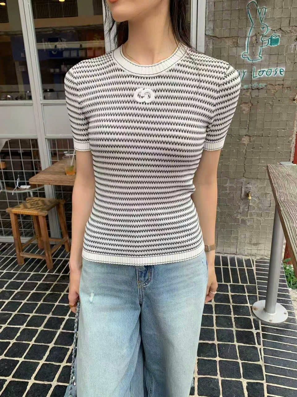  Áo kẻ Zích Zắc trắng đen 