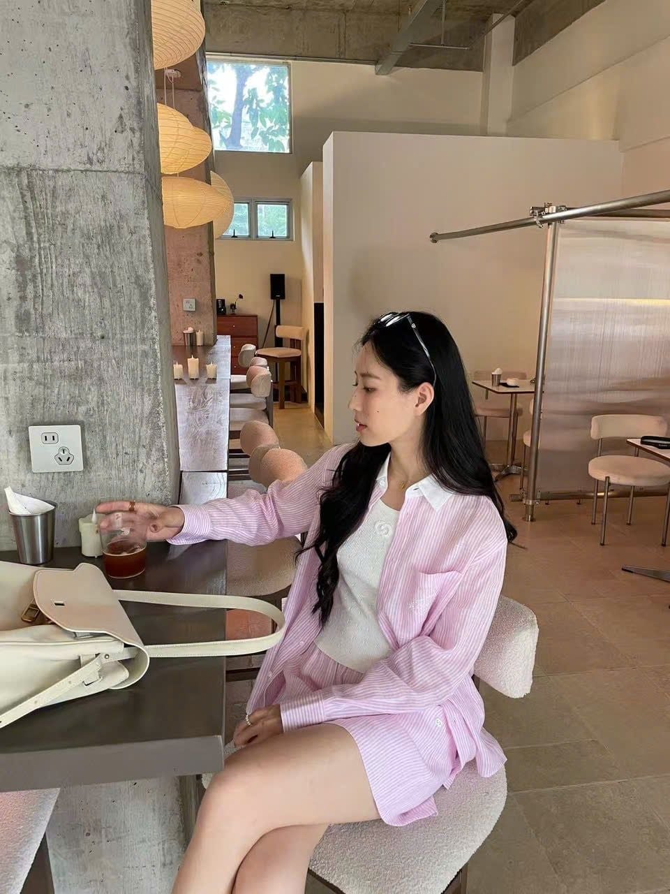  1.Bộ Áo sơ mi và quần sooc vải cạp chun - sọc kẻ hồng set 