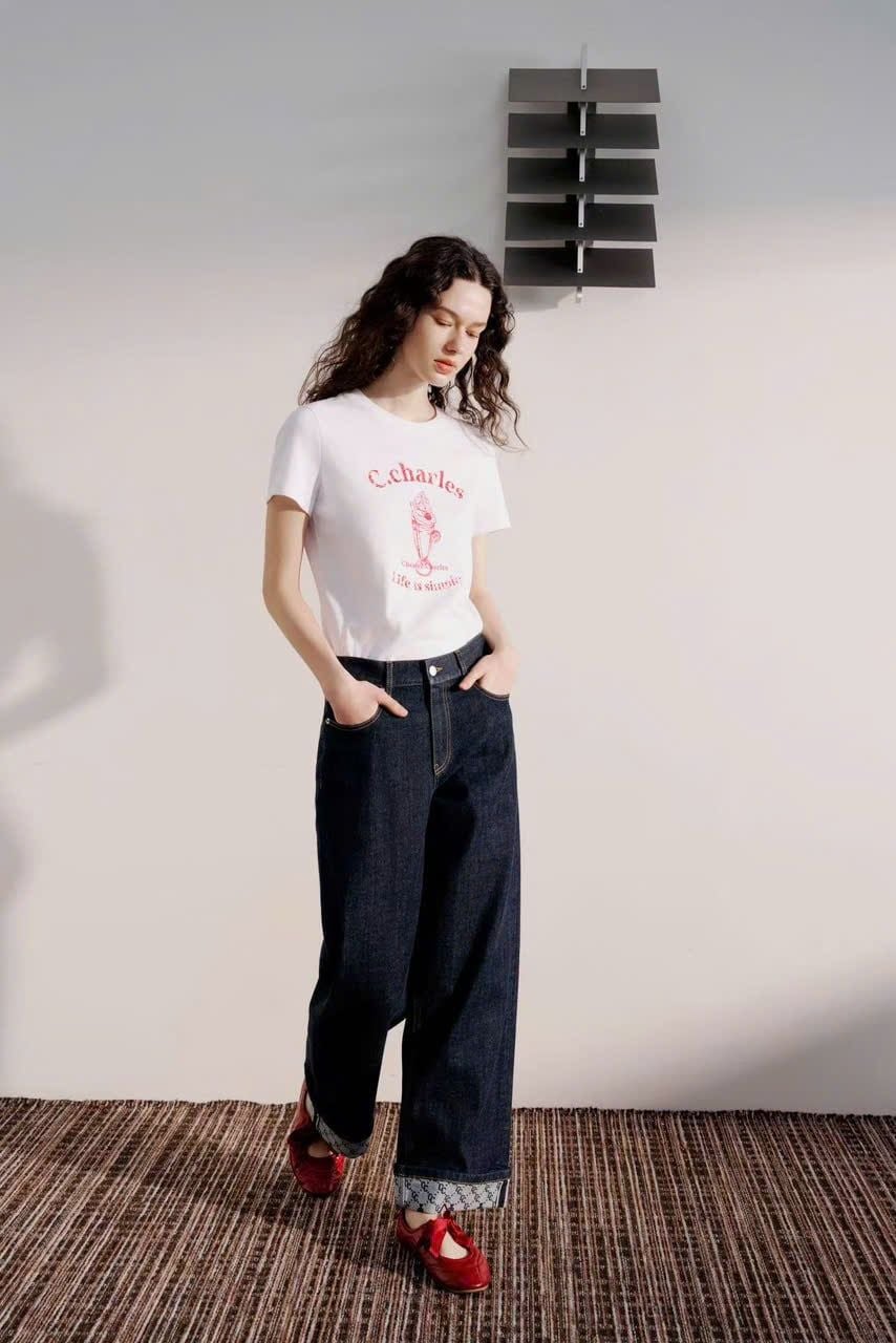  Áo T-shirt Trắng in hình ly kem chữ đỏ 