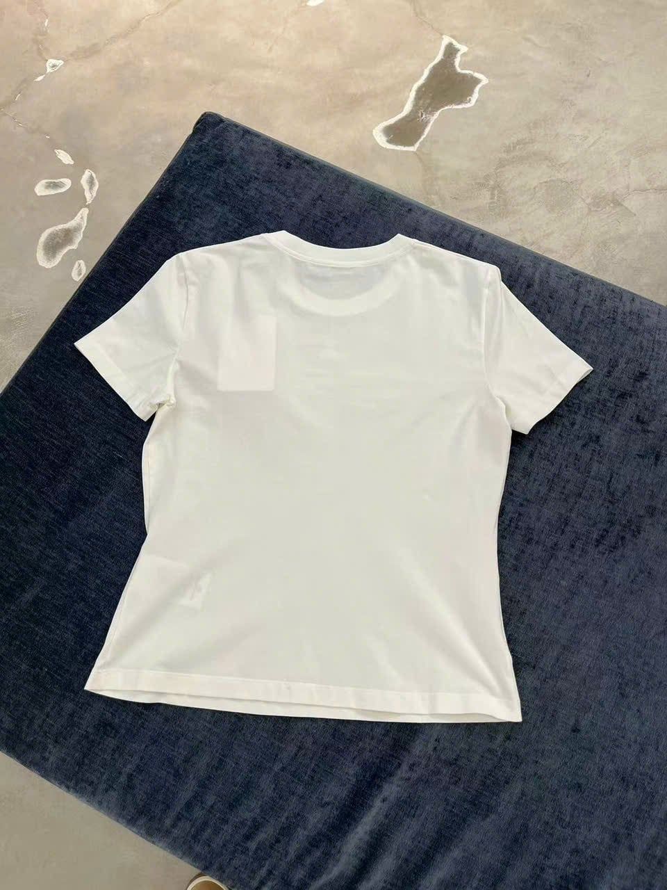  Áo ngắn tay TRĂNG CC logo gấu ngực 