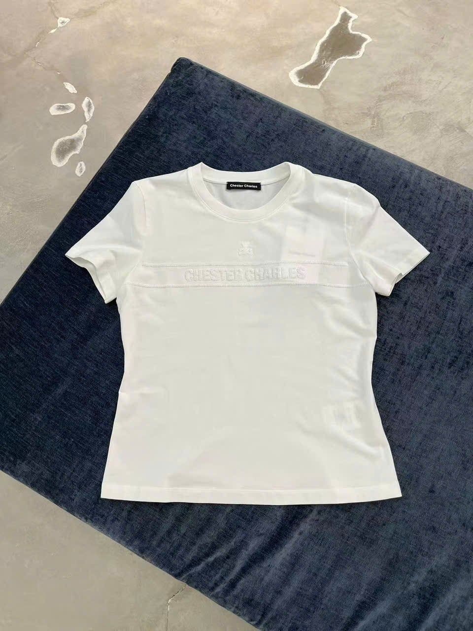  Áo ngắn tay TRĂNG CC logo gấu ngực 