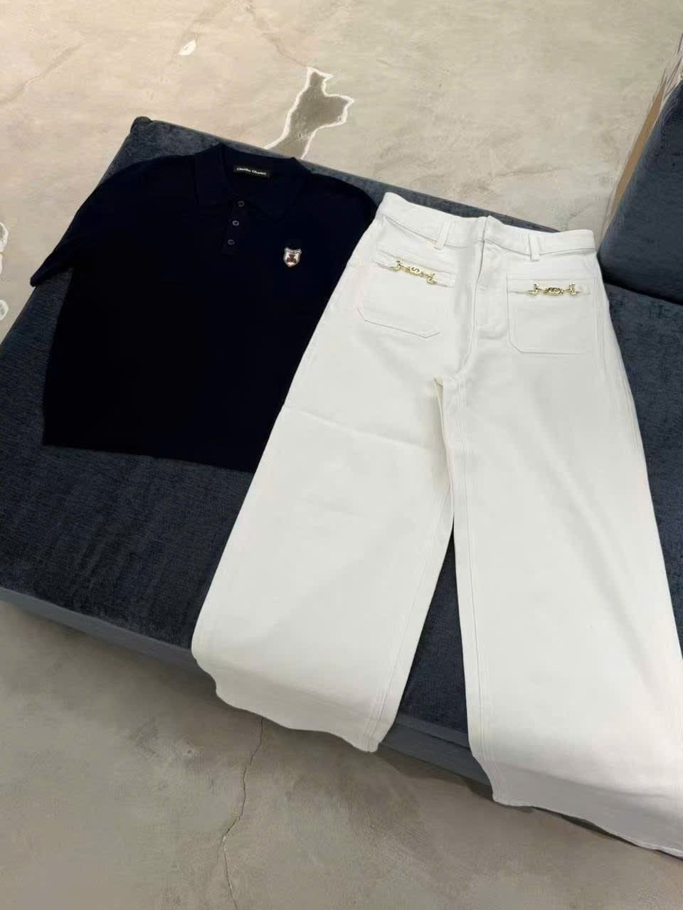  Áo polo xanh navy logo huy hiệu 