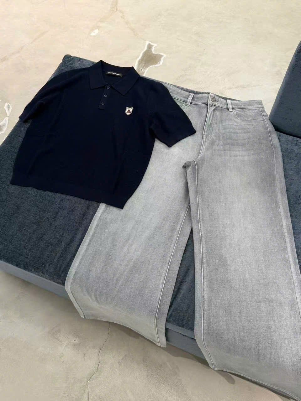  Áo polo xanh navy logo huy hiệu 