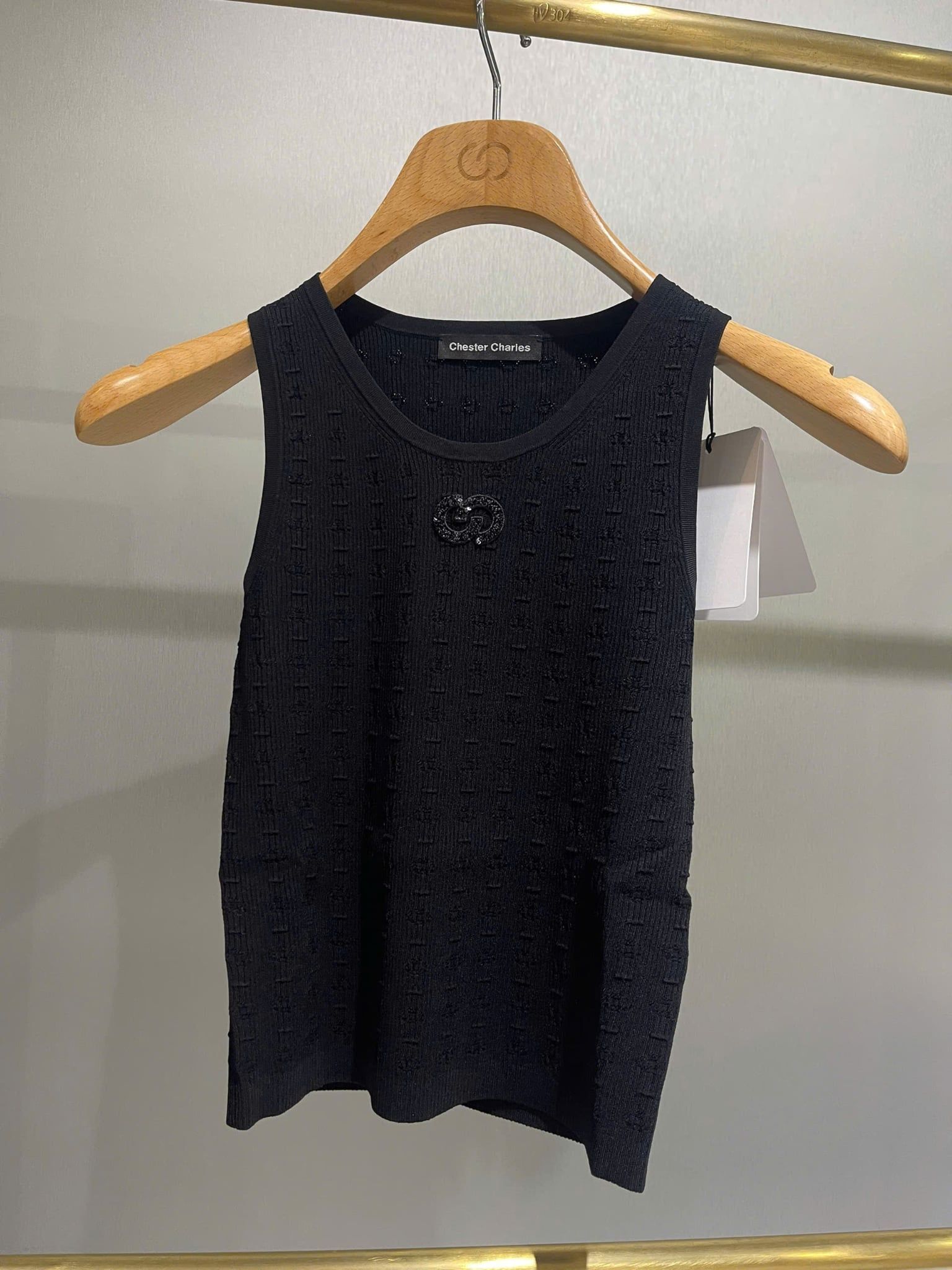  Áo tanktop đen vân nổi - logo xequin 