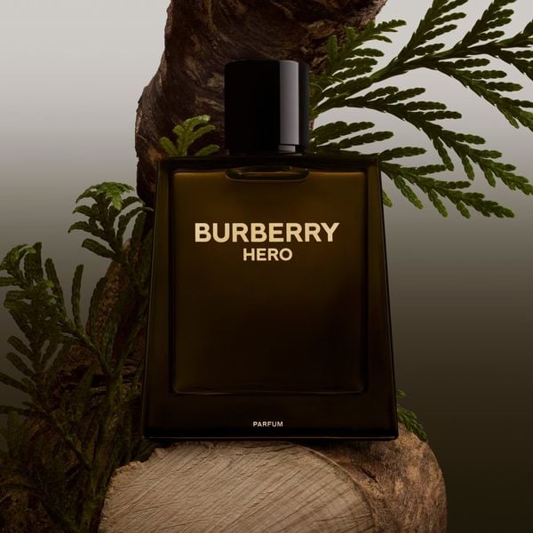 Nước Hoa Nam Burberry Hero Parfum 100ml