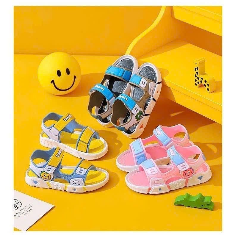  Giầy Sandal Trẻ Em 