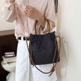  Túi Tote Nữ Đeo Vai Nylon 