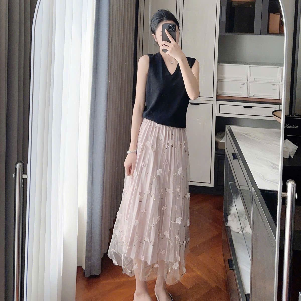  Chân Váy Ren Lưới Hoạ Tiết Hoa 