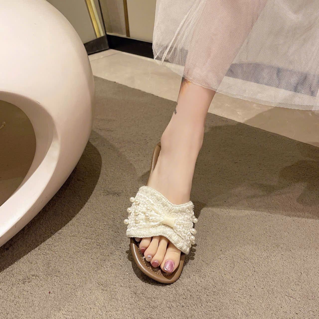  Dép Lê Quai Ngang Hở Ngón Ngọc Trai 