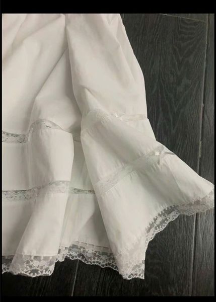  Chân Váy Dài Viền Ren Xinh Xắn 