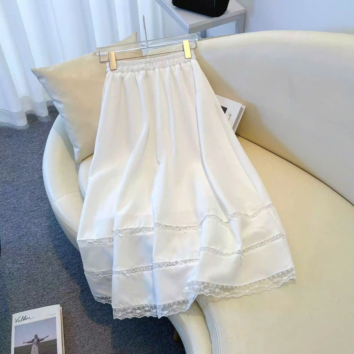  Chân Váy Dài Viền Ren Xinh Xắn 