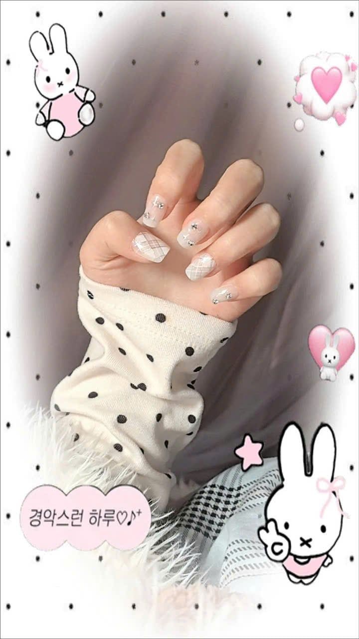  Mẫu Nail Chấm Bi 