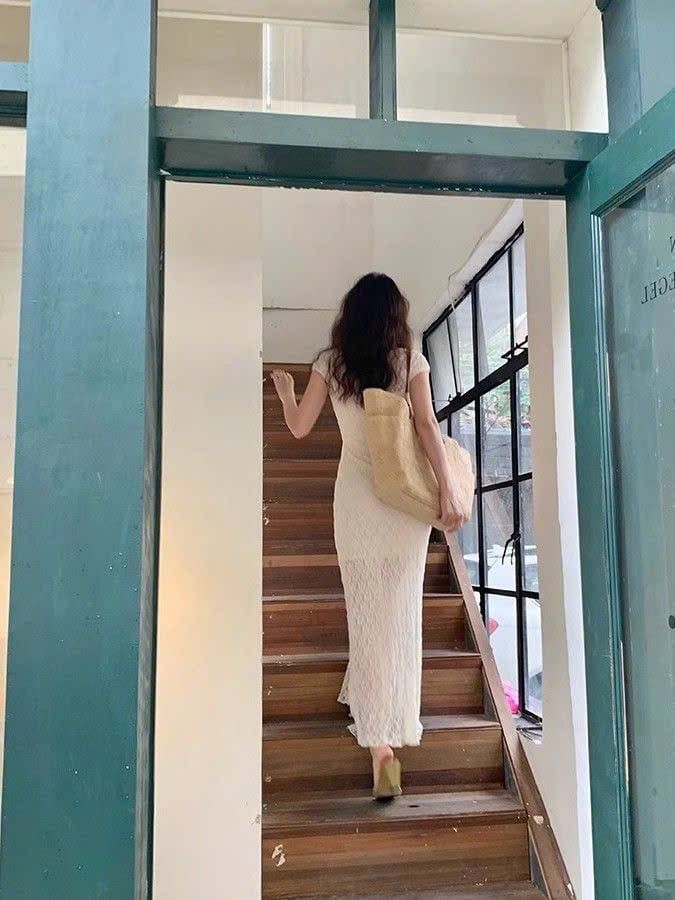  Váy Lưới Trắng Ôm Body Dáng Dài 